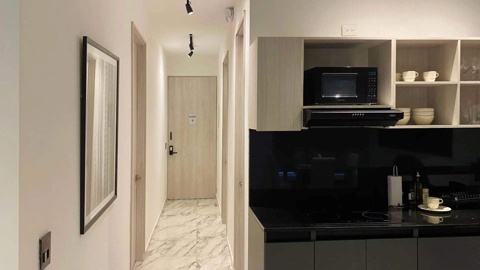 Muralla By Wynwood House Cartagena